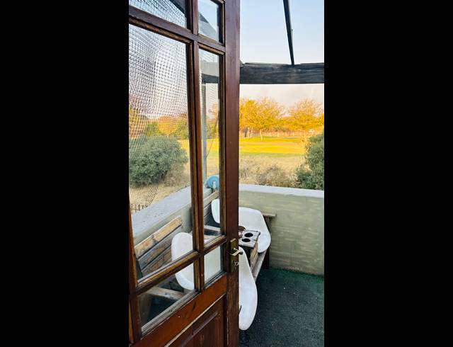 2 BEDROOM APARTMENT FOR SALE IN HESTEAPARK